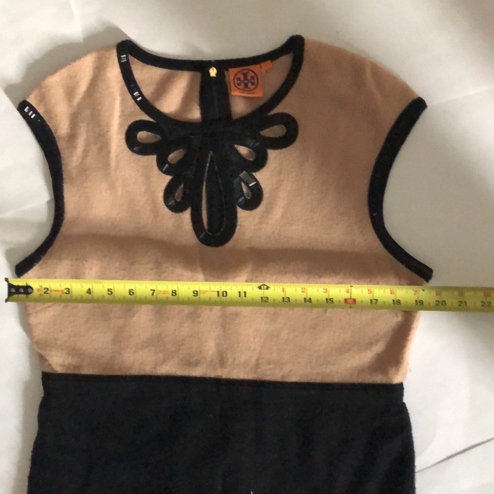 Tory Burch L Dress Black Tan Wool Soft Stretchy Bead Trim Cut out Zip Excellent - Picture 4 of 8
